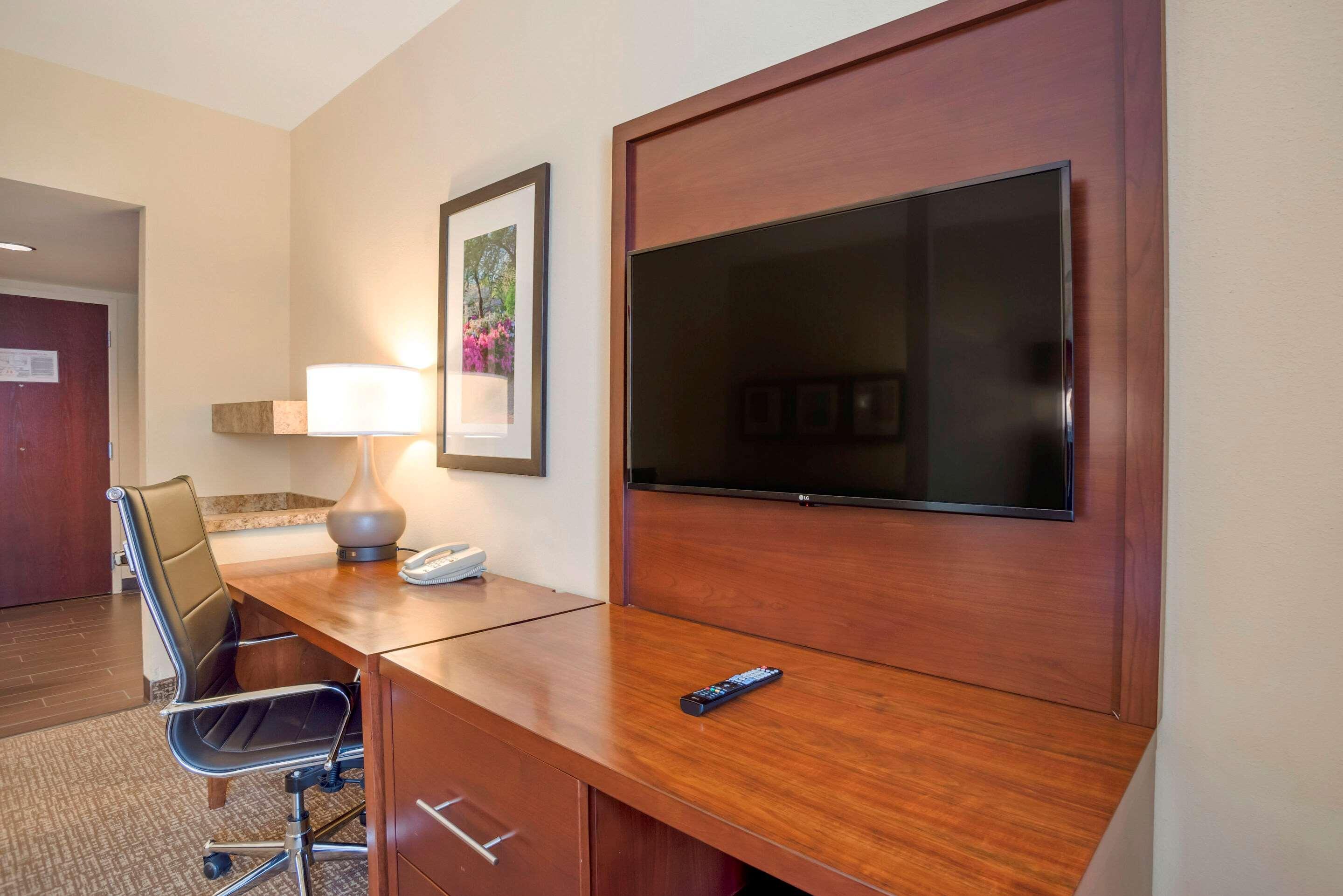 Comfort Suites Fredericksburg North Eksteriør bilde