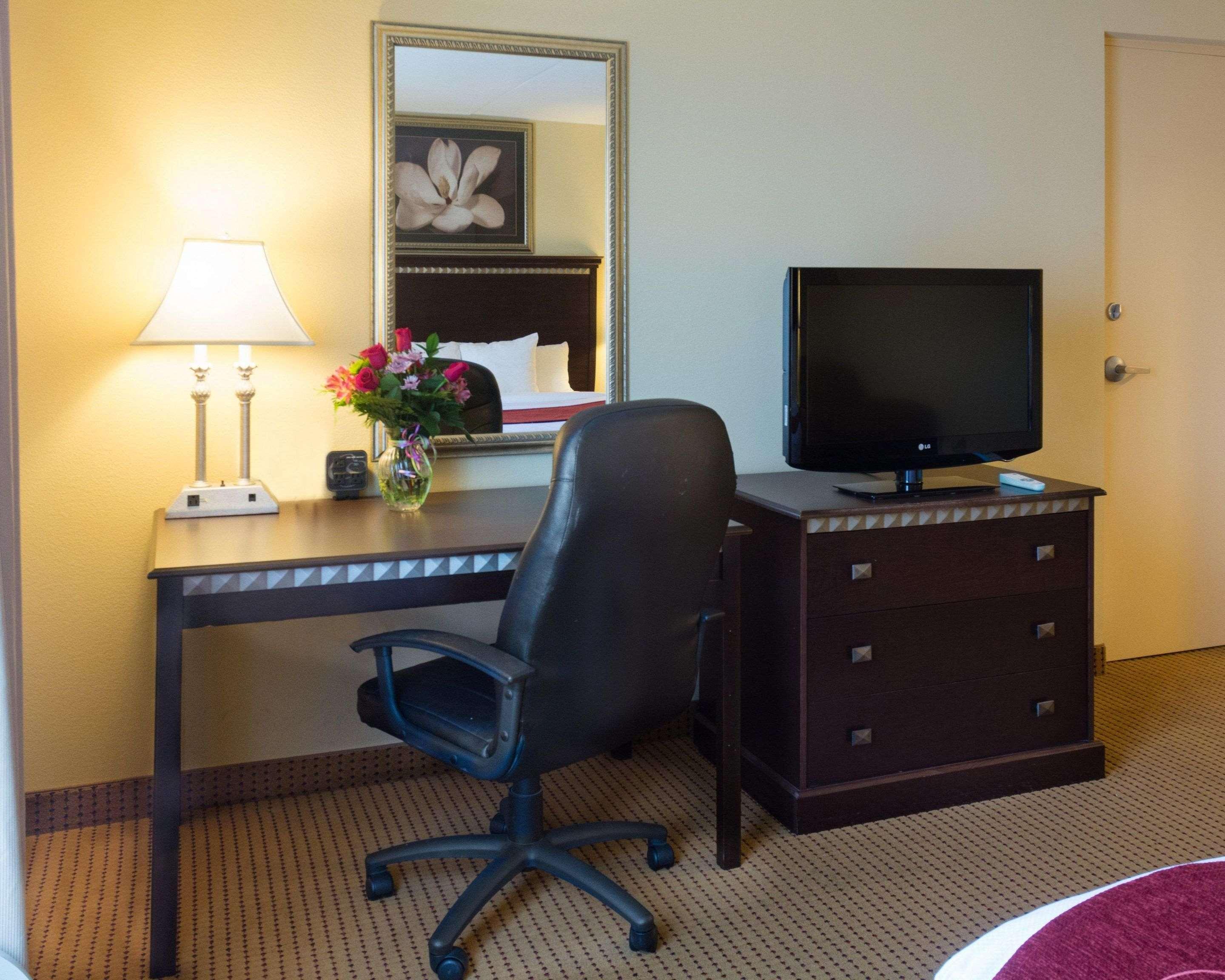 Comfort Suites Fredericksburg North Eksteriør bilde