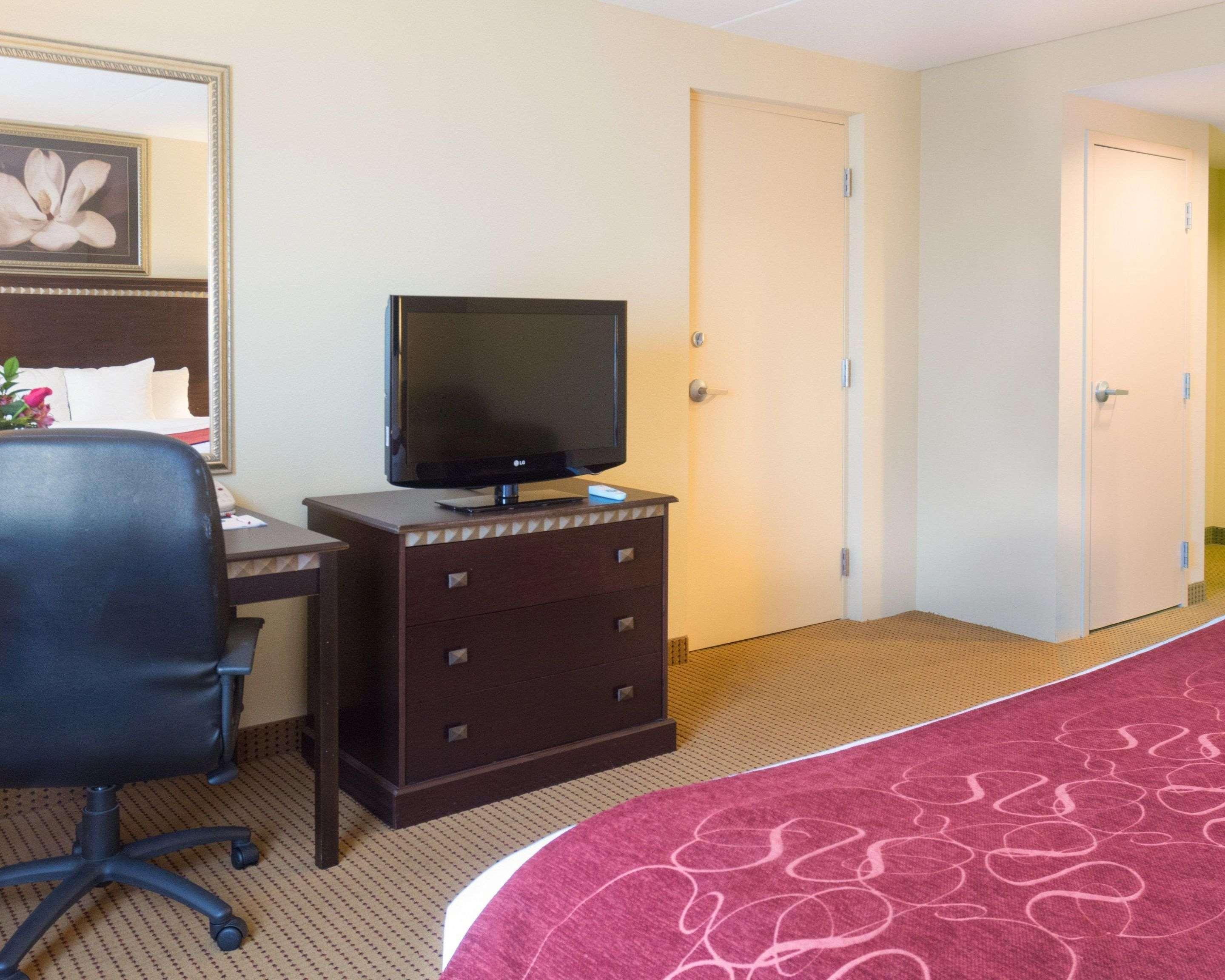 Comfort Suites Fredericksburg North Eksteriør bilde